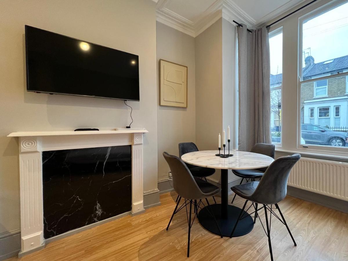 Lovely 2-Bedroom Victorian Flats Londra Esterno foto