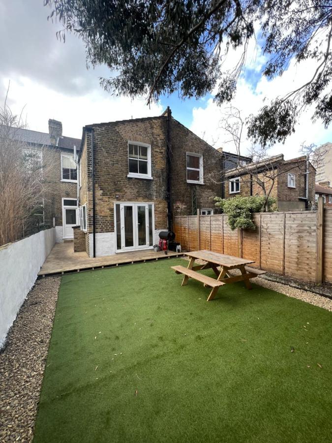 Lovely 2-Bedroom Victorian Flats Londra Esterno foto